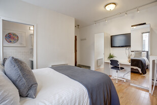 925 Rue Cherrier in Montréal, QC - Building Photo