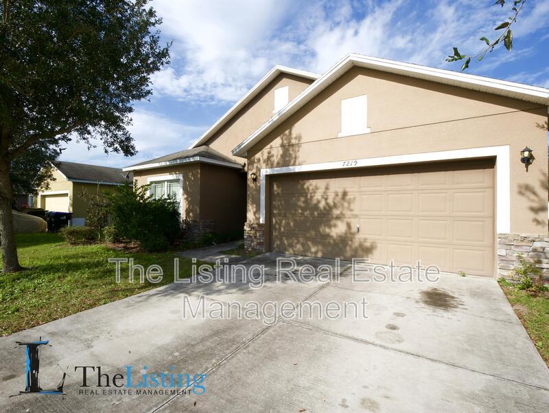 7219 Rafanelli Ct in Orlando, FL - Building Photo