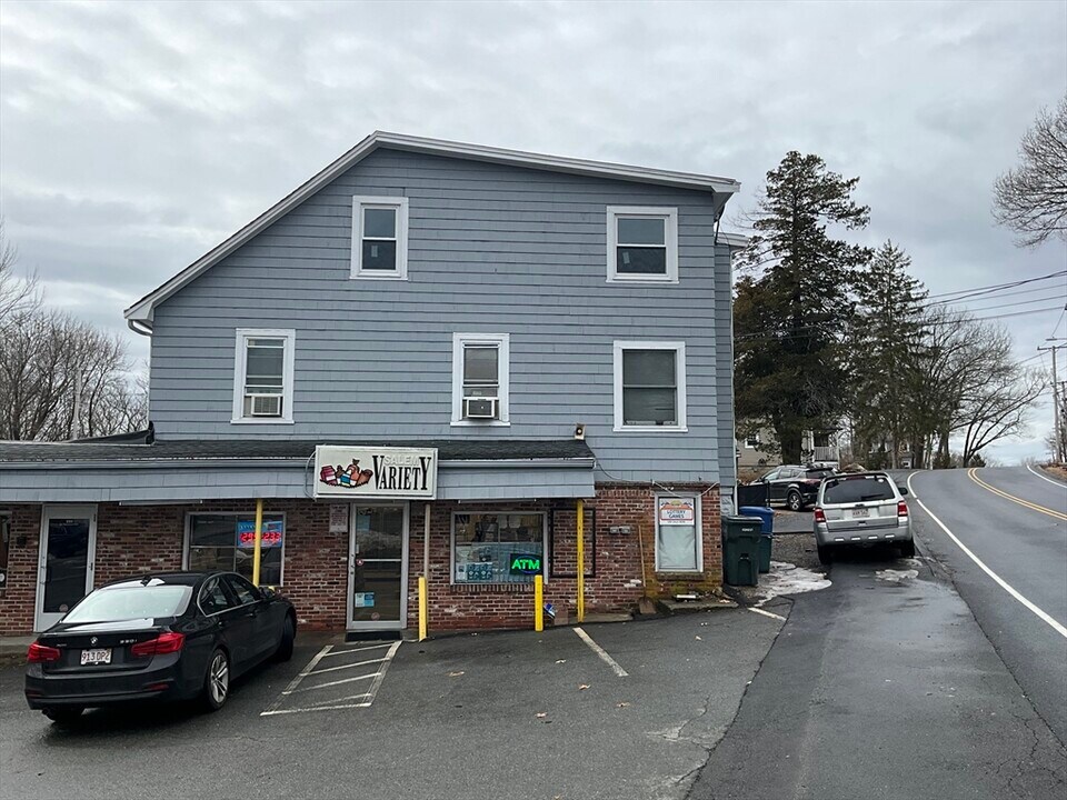 222 Salem St, Unit #2 in Wakefield, MA - Building Photo