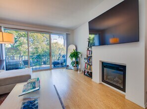 900 Euclid St in Santa Monica, CA - Foto de edificio - Building Photo