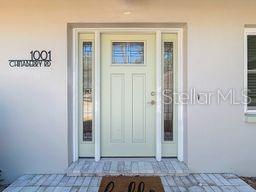 1001 Chinaberry Rd in Clearwater, FL - Building Photo - Building Photo