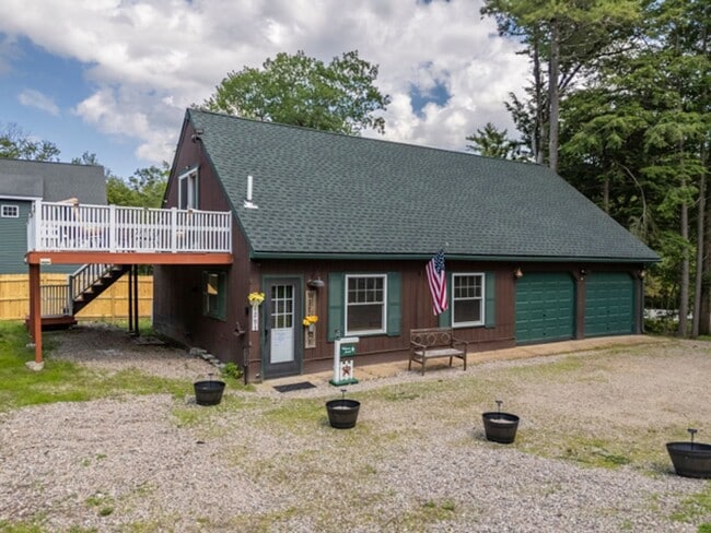 429 Long Island Rd in Moultonborough, NH - Building Photo - Building Photo