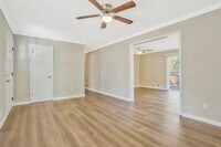 2871 Knollview Dr photo'