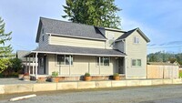 411 S Wabash Ave in Granite Falls, WA - Foto de edificio - Building Photo