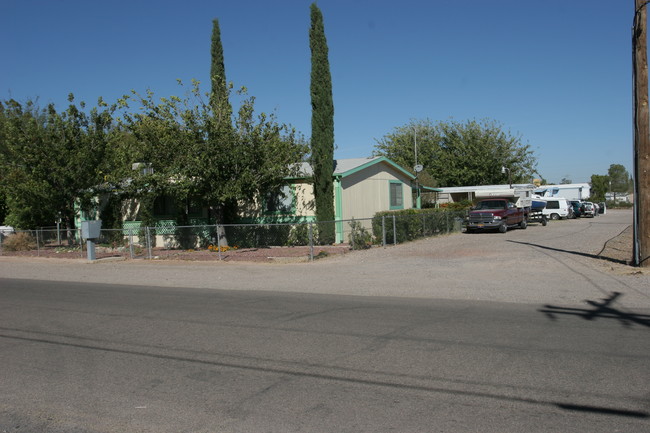 3451 E Milton Rd in Tucson, AZ - Foto de edificio - Building Photo