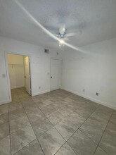 10348 Fox Trail Rd S in Royal Palm Beach, FL - Building Photo - Building Photo