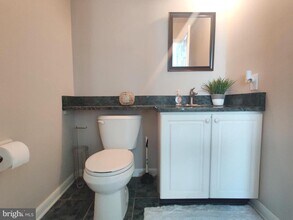 23 Stokes Rd in Mount Laurel, NJ - Building Photo - Building Photo