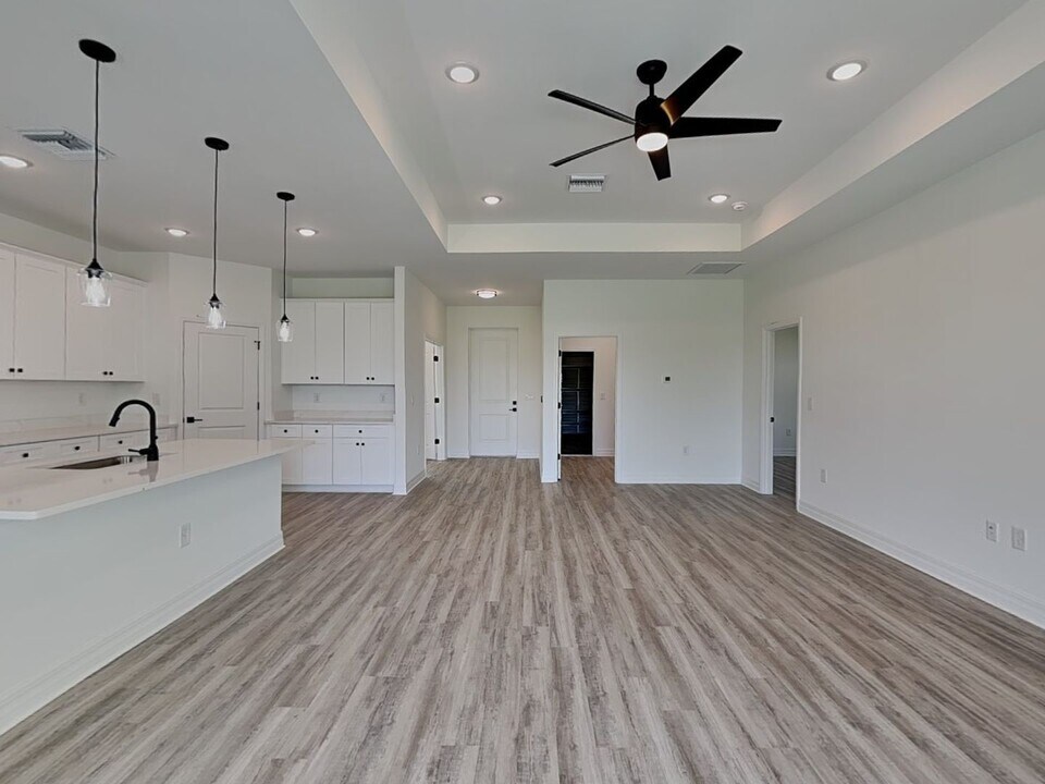 16040 Galiano Ct in Punta Gorda, FL - Building Photo