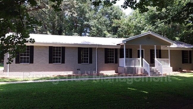 property at 2743 Lee Meadows Dr