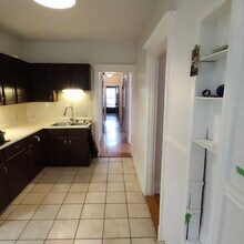5201 Snowdon Rue in Montréal, QC - Building Photo - Building Photo