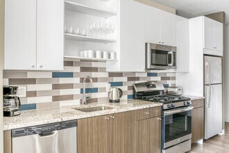 2 Leighton St in Cambridge, MA - Building Photo - Building Photo