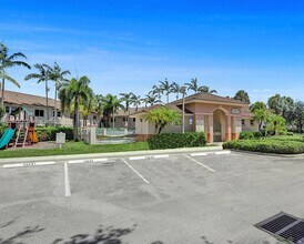 2175 NW 77th Way in Pembroke Pines, FL - Building Photo - Building Photo