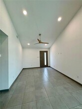 3405 N L St-Unit -2 in McAllen, TX - Building Photo - Building Photo