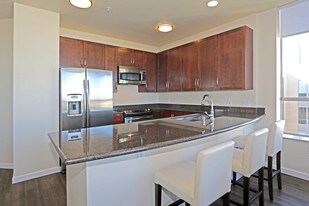 PENTHOUSES AT CAPITOL PARK