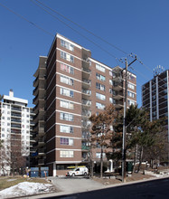 Gowen Court in Toronto, ON - Building Photo - Building Photo