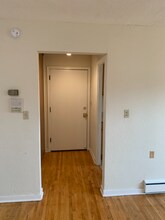 877 St Paul Ave, Unit 8 in St. Paul, MN - Building Photo - Building Photo