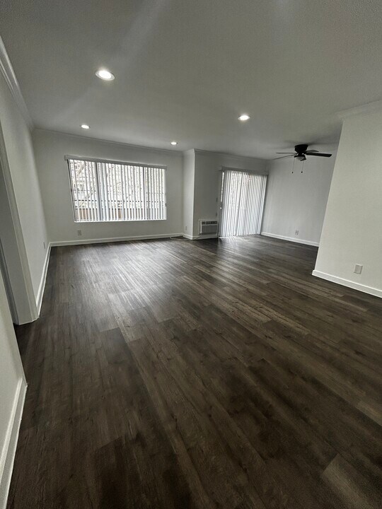 649 Westbourne Dr in West Hollywood, CA - Foto de edificio