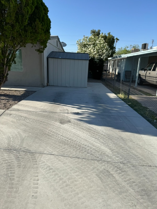 property at 1135 E 28th St