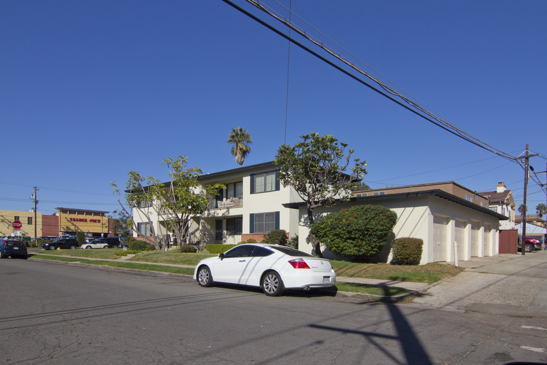 4429-4435 Everts St in San Diego, CA - Building Photo