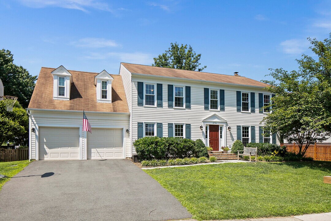 2774 Melchester Dr in Herndon, VA - Building Photo