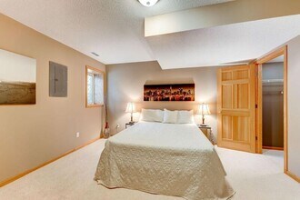 2604 Boulder Way in Burnsville, MN - Building Photo - Building Photo