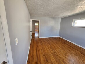 4257 Fergus St, Unit 3 in Cincinnati, OH - Building Photo - Building Photo