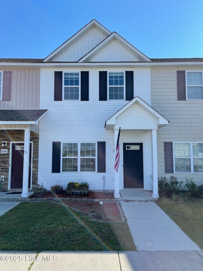 property at 606 Ebb Tide Ln