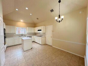 705 Pine Lakes Dr in Plano, TX - Building Photo - Building Photo