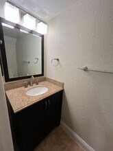 2300 Sycamore Ln in Davis, CA - Building Photo - Building Photo