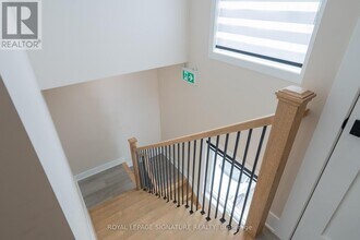5 Mill St N in Brampton, ON - Building Photo - Building Photo