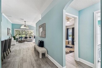 13401 Fawn Springs Dr in Tampa, FL - Building Photo - Building Photo