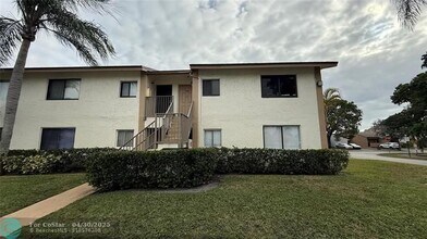 110 NW 60th Ave in Margate, FL - Building Photo - Building Photo