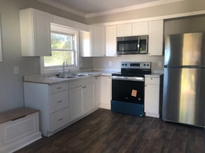 106 Corbett St in Snow Hill, NC - Foto de edificio - Building Photo