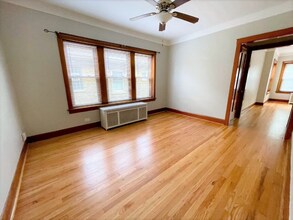 5336 W Dakin St in Chicago, IL - Building Photo - Building Photo