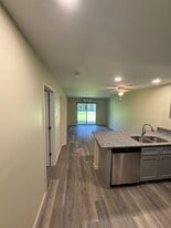 475 Meadowview Dr, Unit CollegePlaceCondo in Boone, NC - Building Photo