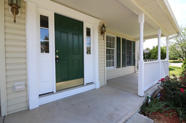 1026 Bexhill Dr in Frederick, MD - Building Photo - Building Photo