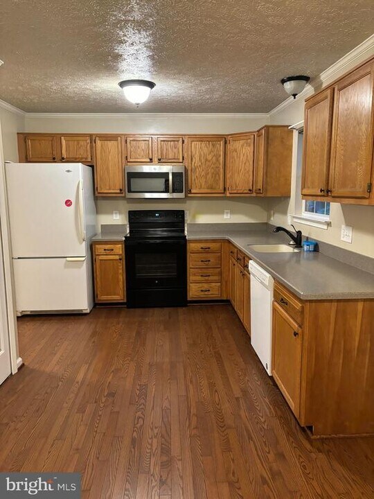309 Stafford Mews Ln in Stafford, VA - Foto de edificio