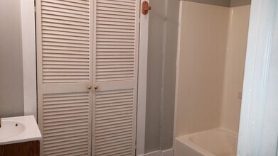 501 S Main St in Frankfort, IN - Building Photo - Building Photo