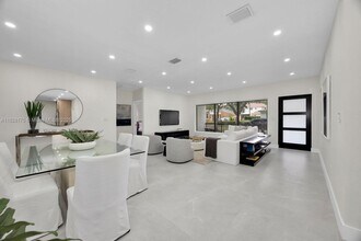 305 Fluvia Ave in Coral Gables, FL - Building Photo - Building Photo