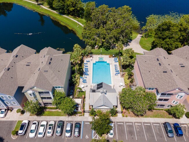 3250 Village Way in Orlando, FL - Building Photo - Building Photo