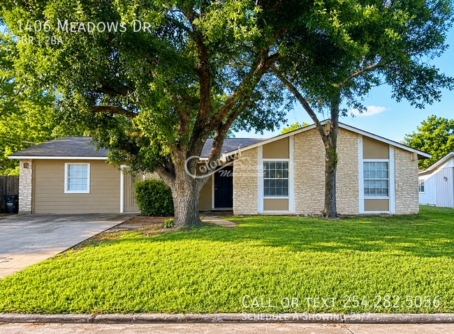 property at 1406 Meadows Dr