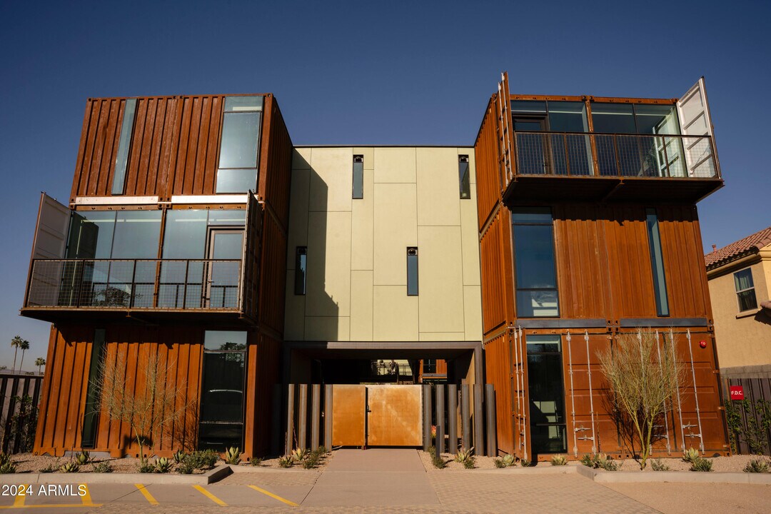 1436 S Terrace Rd in Tempe, AZ - Building Photo