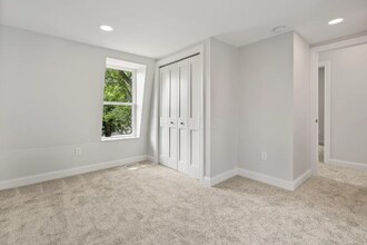 473 E Sycamore St in Columbus, OH - Foto de edificio - Building Photo