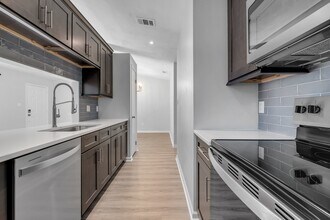 315 Whetherbine Way E in Tallahassee, FL - Building Photo - Building Photo