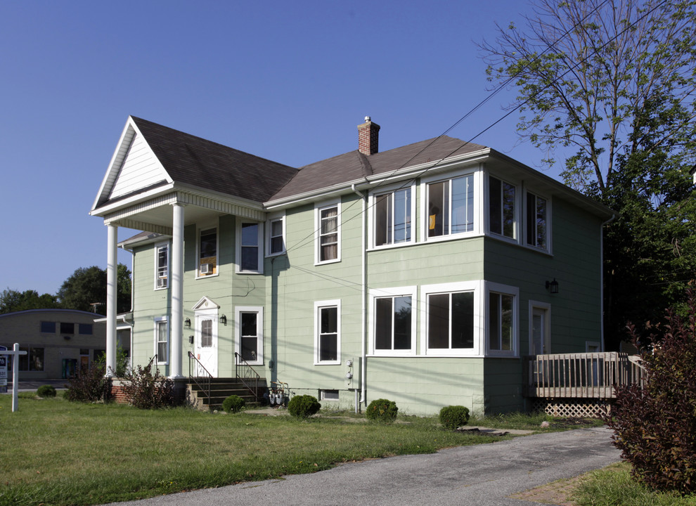 102 Wabash Ave in Chesterton, IN - Foto de edificio