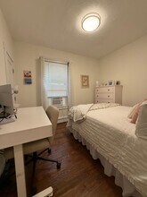 229 Charles St in Cambridge, MA - Foto de edificio - Building Photo