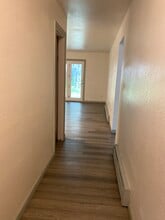 2260 W Melanie Ave, Unit #1 in Wasilla, AK - Building Photo - Building Photo