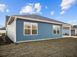 1044 Course Ln in Surf City, NC - Foto de edificio - Building Photo