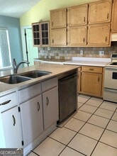 290 Monmouth Dr in Fayetteville, GA - Building Photo - Building Photo