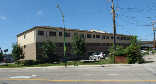 2229-2245 S Canal St in Chicago, IL - Building Photo - Building Photo